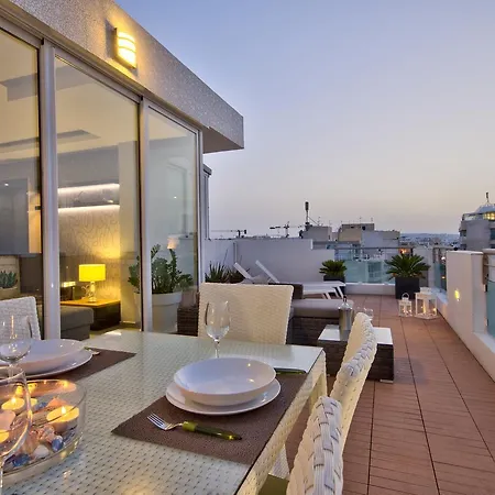 Lägenhet Magnificent Seafront 2-bedroom Penthouse