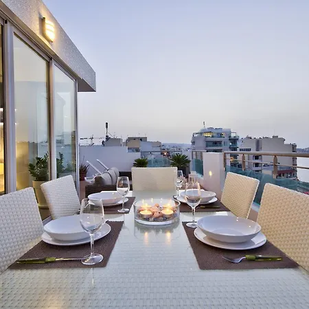 Lejlighed Magnificent Seafront 2-bedroom Penthouse Sliema