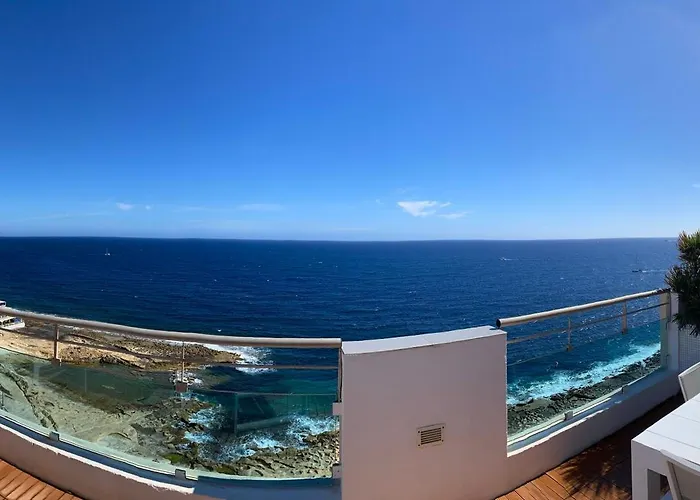 아파트 Magnificent Seafront 2-bedroom Penthouse 슬리에마