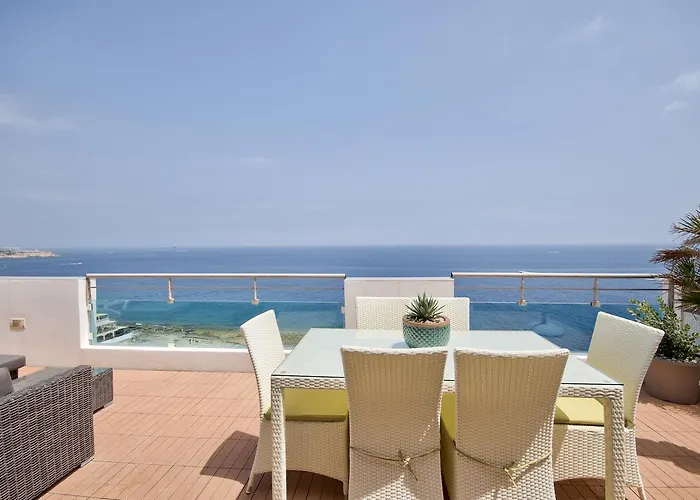 아파트 Magnificent Seafront 2-bedroom Penthouse *